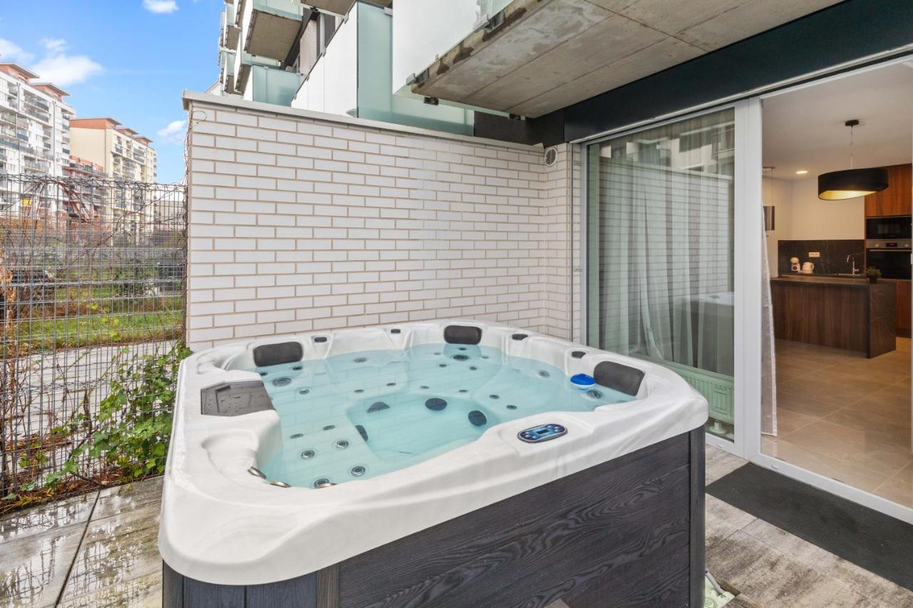 Lam Jegeho Alej - Jacuzzi - Free Parking Apartment Bratislava Exterior foto