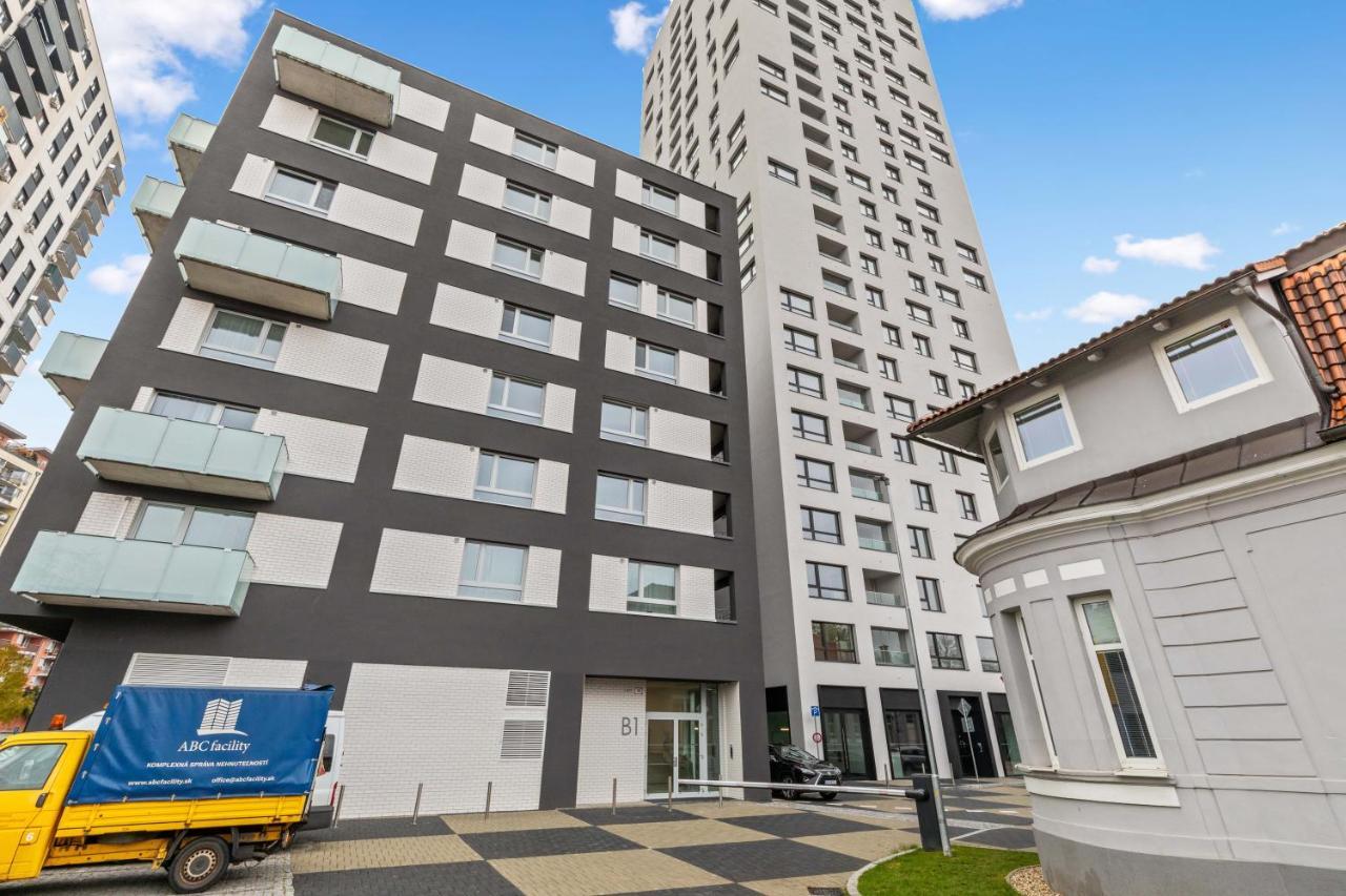 Lam Jegeho Alej - Jacuzzi - Free Parking Apartment Bratislava Exterior foto