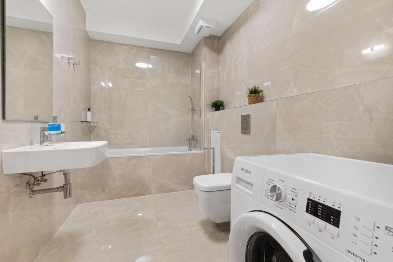 Lam Jegeho Alej - Jacuzzi - Free Parking Apartment Bratislava Exterior foto